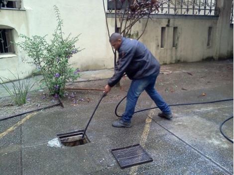 Hidrojateamento na Vila Regente Feijó